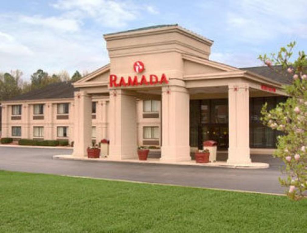 Ramada By Wyndham Tuscaloosa Hotel Kültér fotó