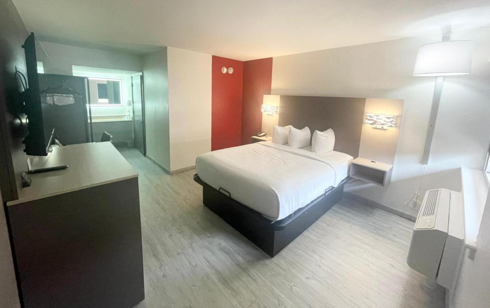 Ramada By Wyndham Tuscaloosa Hotel Kültér fotó